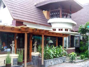 Indraloka Garden resto _01